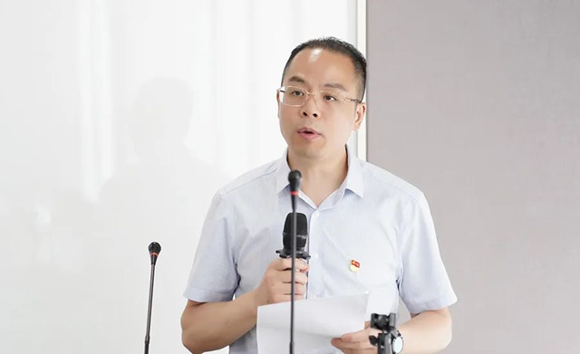 党委委员、副总裁陈历忠作主题教育宣贯.jpg